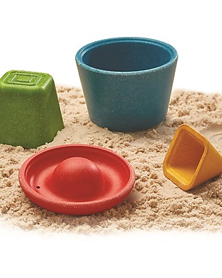 PlanToys Creative Sand Play Set: 4 Different Molds! Beach Toys