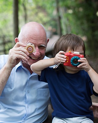 PlanToys My First Camera, 10 x 5.2 x 8 - Made of wood: eco-friendly fun! Story Making Games