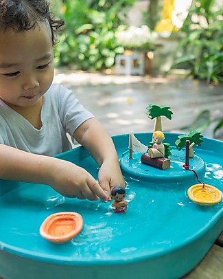 PlanToys Water Play Set - Encourage the chid Tell Stories Outdoor Games & Toys