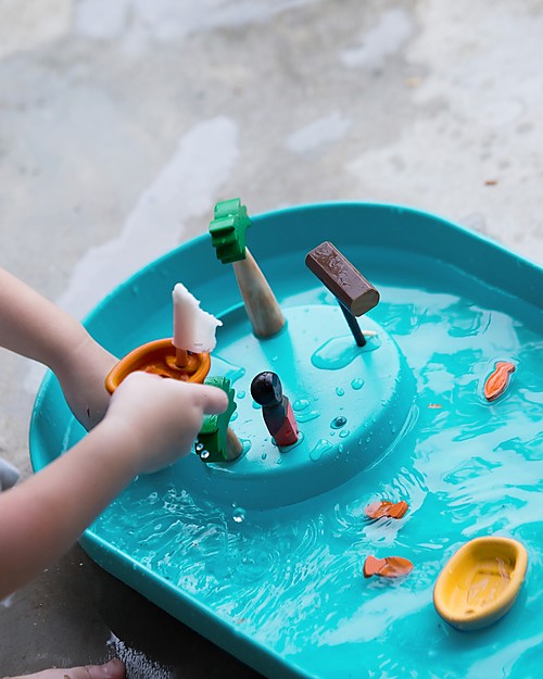 PlanToys Water Play Set - Encourage the chid Tell Stories Outdoor Games and Toys_