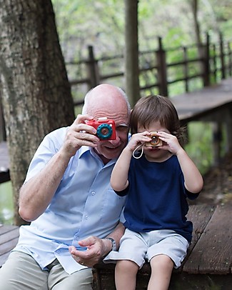 PlanToys Wooden Mini Camera with Kaleidoscope Lens - Enchants! Story Making Games