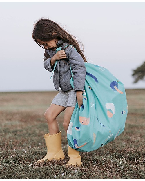 Play&Go Portable 2 in 1 Storage Bag & Outdoor Playmat - Play Beach Storage Bag and Playmat