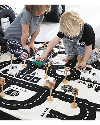 Play&Go Portable 2 in 1 Storage Bag & Playmat in cotton - Roadmap and Thunderbolt Storage Bag and Playmat