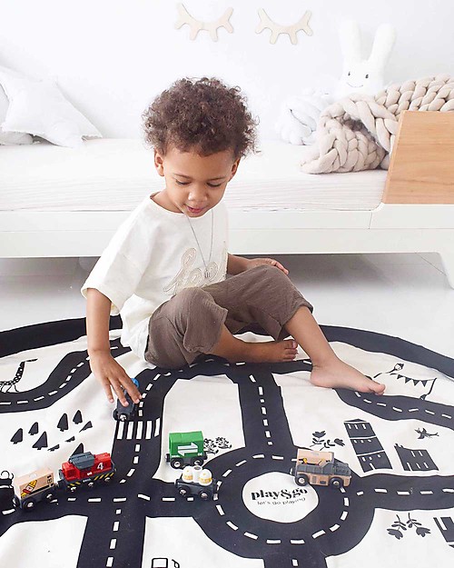 Play&Go Portable 2 in 1 Storage Bag & Playmat in cotton - Roadmap and Thunderbolt Storage Bag and Playmat