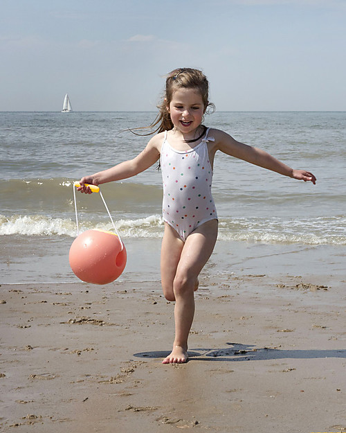 Quut Mini Ballo Beach Bucket - Calypso Pink - Multifunctional & Innovative Design! Beach Toys
