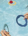Quut Ringo set with 6 Rings and a Ball - Multicolored - Lightweight and environmentally friendly Beach Toys