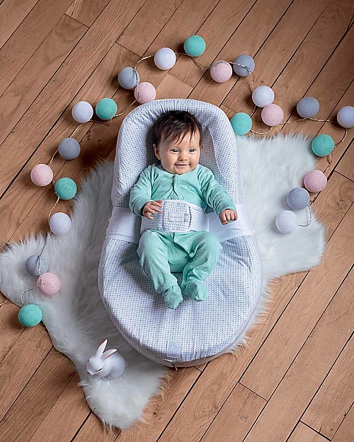 Red Castle Cocoonababy® Ergonomic Cocoon - Leaf - Helps the Newborn Adapt to Life Baby Nest