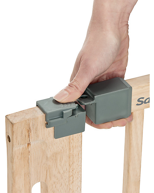 Safety 1st Easy Close 73-80 cm Wooden Baby Gate - Extensible up to 112 cm with separate kit! Safety Gates