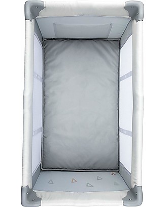 Safety 1st OUTLET - Mini Dreams Travel Bed, Warm Grey - With Storage Compartments! - Showroom Sample Travel Cots