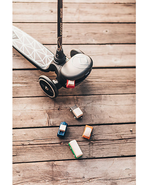 Scoot and Ride HWK2 Lifestyle Kids Scooter - Brown Lines - 2 to 5 years - Up to 50kg! Scooters