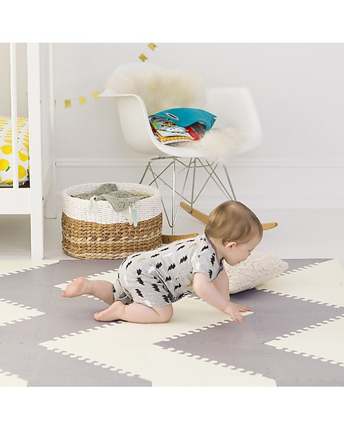 Skip Hop Playspot Triangular Interlocking Foam Tiles, Cream/Grey - 40 large pieces! Playmats