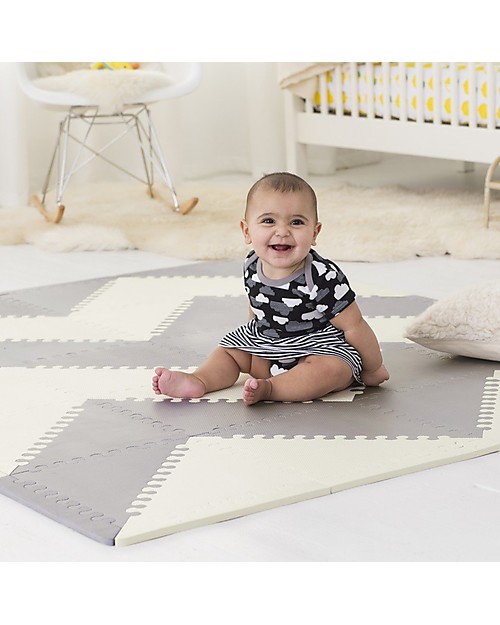 Skip Hop Playspot Triangular Interlocking Foam Tiles, Cream/Grey - 40 large pieces! Playmats
