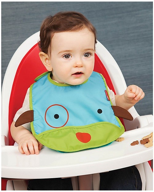 Skip Hop Zoo Tuck-Away Bib with Pocket, Dog - Water-resistant, easy to store when dirty! Waterproof Bibs