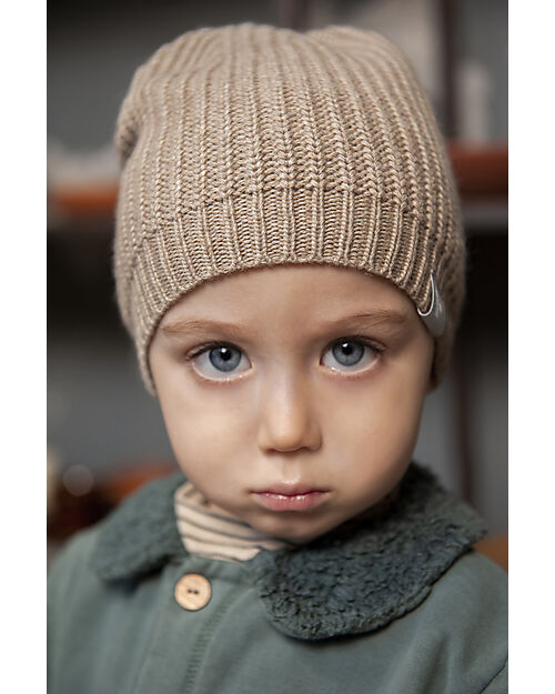 Snug Knitted beanie with pom-pom - Nude Winter Hats