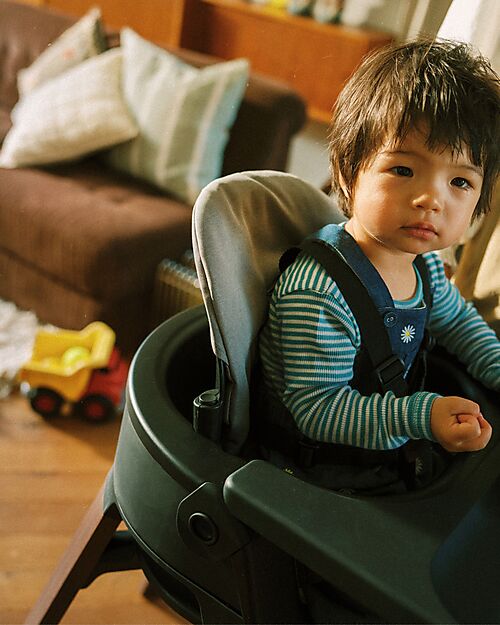 Stokke Steps High Chair - Black and Warm Brown - From 6 Months High Chairs