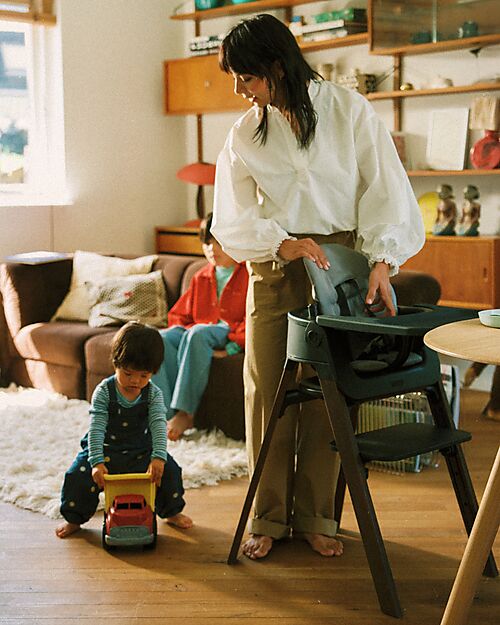 Stokke Steps High Chair - Black and Warm Brown - From 6 Months High Chairs