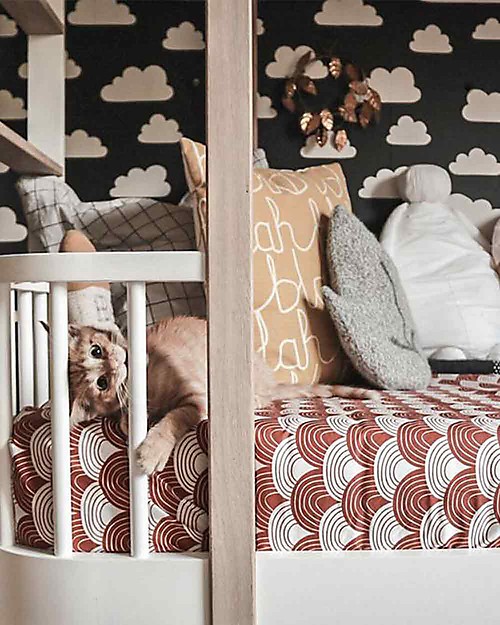 Swedish Linens Single Fitted sheet - Rainbows Burgundy 200x140cm Bed Sheets and Pillow Cases