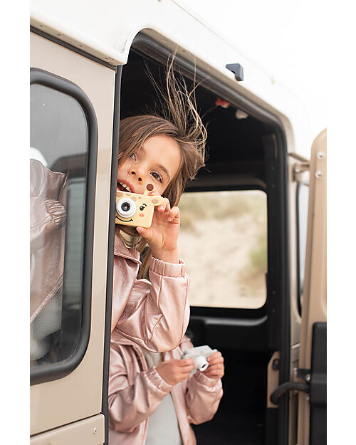 The Zoofamily Zoofriends Camera - Giraffe  - 32 MP Cameras