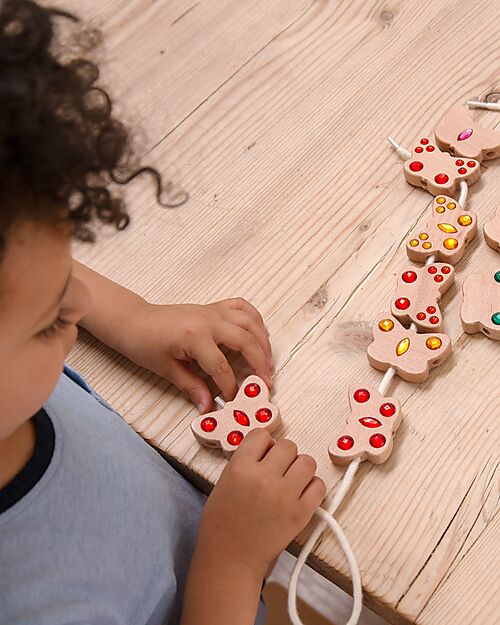 tickit FSC Beech Wood Threading Jewelry Set - Butterfly - 20 Pieces - 5.5 x 3,7 cm - +3 Years Wooden Stacking Toys
