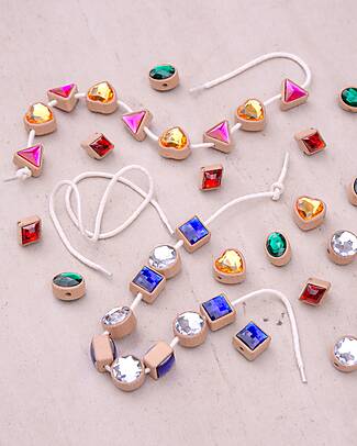 tickit FSC Beech Wood Threading Jewelry Set - Geometric Shapes - 36 Pieces - 2.5 x 3 cm - +3 Years Wooden Stacking Toys