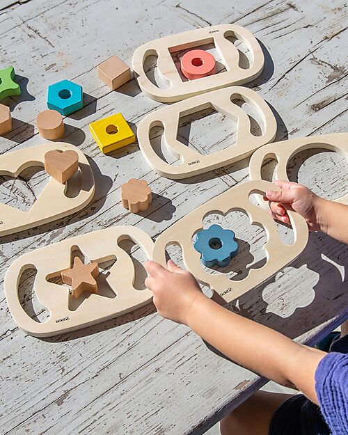 tickit Set of 6 Sensory Toys in FSC Rubber Wood - Shape Viewers - Easy Hold - 12m+ Sensory Games_