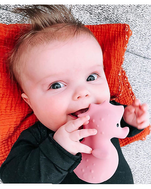 Tikiri Ocean Buddies - Sea Horse - 3-in-1 Rattle, Teether, Bath Toy - 100% Natural Rubber Bath Toys