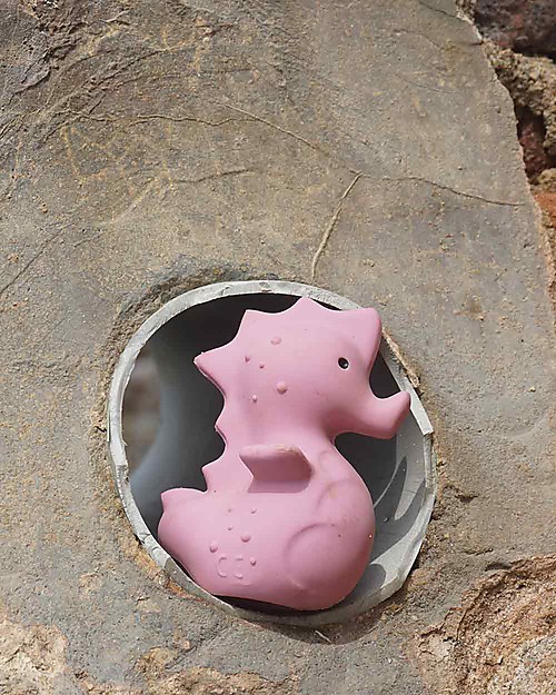 Tikiri Ocean Buddies - Sea Horse - 3-in-1 Rattle, Teether, Bath Toy - 100% Natural Rubber Bath Toys