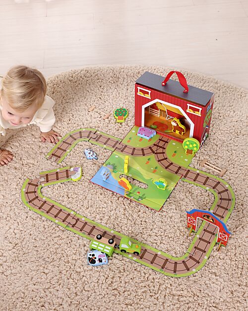 Tooky Toy Wooden Farm Set - Great for Travel Gaming - 29 x 9.5 x 21.5 cm - From 3 Years - Includes 35 Pieces Wooden Toy Cars, Trains & Trucks