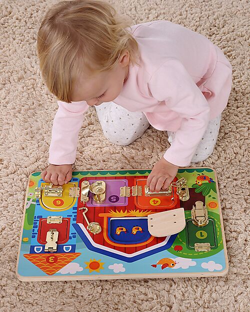 Tooky Toy Wooden Multiactivity Panel - Latches - 40 x 30 x 3.5 cm - 3+ Years Sensory Games_