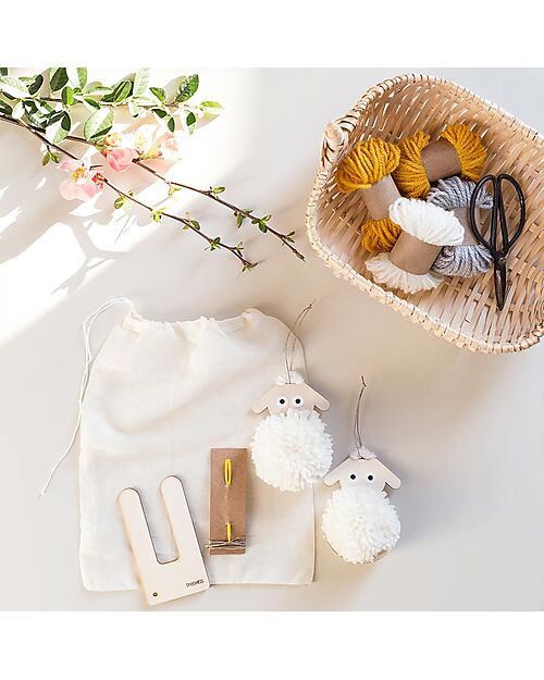Tresxics DIY Pom Pom Sheep Kit - White - Wood Wall Decorations
