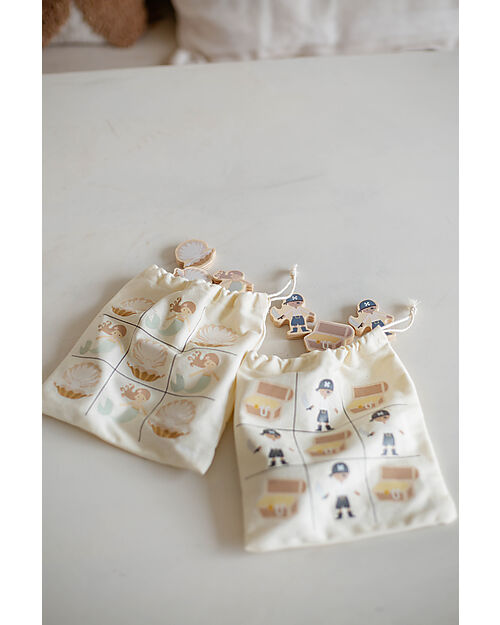 Tryco Baby Wooden Tic-Tac-Toe Game - Pirate - Perfect to Take on the Go - 3+ Years Wooden Stacking Toys