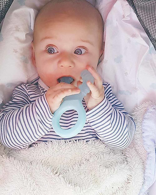 Twistshake Teether Cooler in Silicone - Pastel Blue - BPA, BPS and BPF-free! Teethers