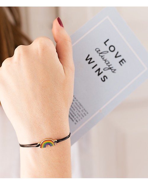 UO* Bracelet Charm "Love always wins" - Gift idea Bracelets