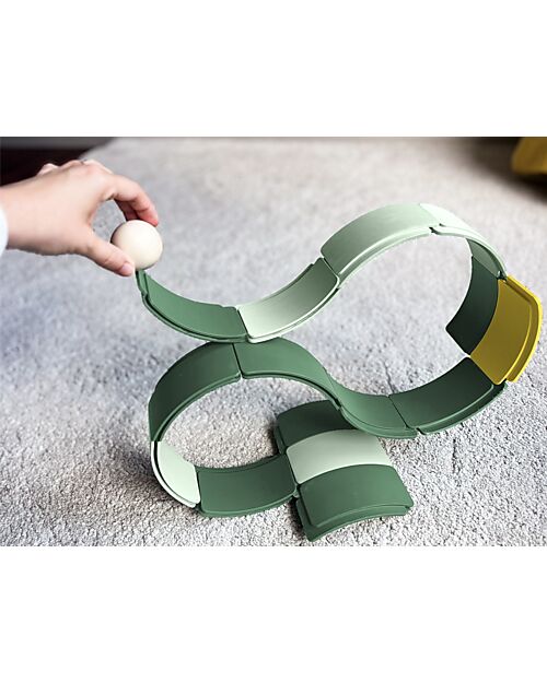 Waytoplay Arches - Creative Set - 18 Pieces - Recycled Plastic - for Open-Ended Games - +3 years Wooden Toy Cars, Trains & Trucks