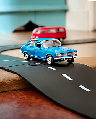 Waytoplay Waytoplay Flexible Cars Track, 16 pieces - Suitable for all surfaces! Beach Toys