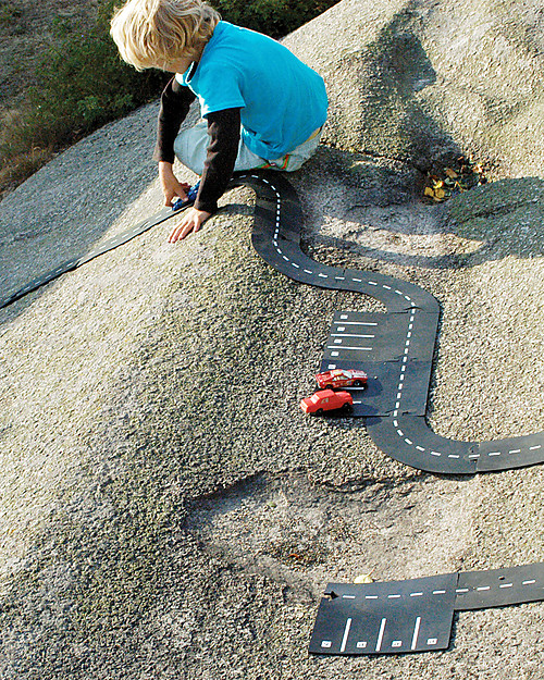 Waytoplay Waytoplay Flexible Cars Track, 16 pieces - Suitable for all surfaces! Wooden Toy Cars, Trains & Trucks