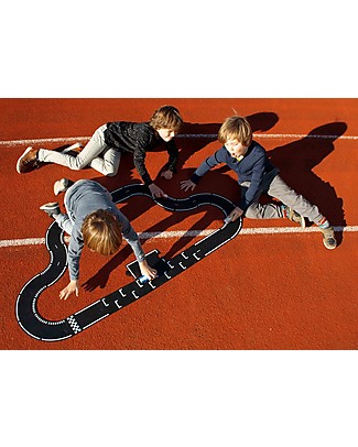 Waytoplay Waytoplay Flexible Cars Track, Grand Prix, 24 pieces - Suitable for all surfaces! Outdoor Games & Toys