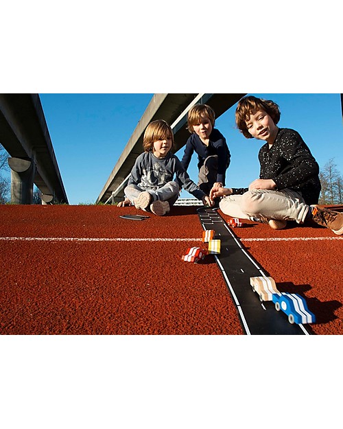 Waytoplay Waytoplay Flexible Cars Track,  Grand Prix, 24 pieces - Suitable for all surfaces! Wooden Toy Cars, Trains & Trucks