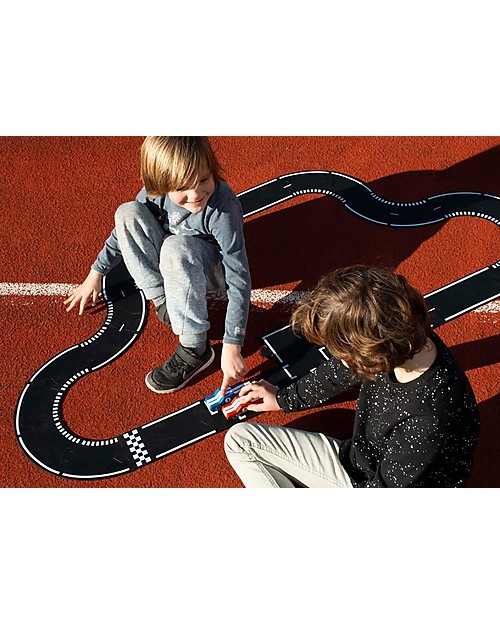 Waytoplay Waytoplay Flexible Cars Track,  Grand Prix, 24 pieces - Suitable for all surfaces! Wooden Toy Cars, Trains & Trucks