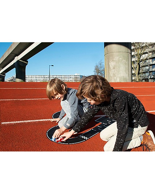 Waytoplay Waytoplay Flexible Cars Track,  Grand Prix, 24 pieces - Suitable for all surfaces! Wooden Toy Cars, Trains & Trucks