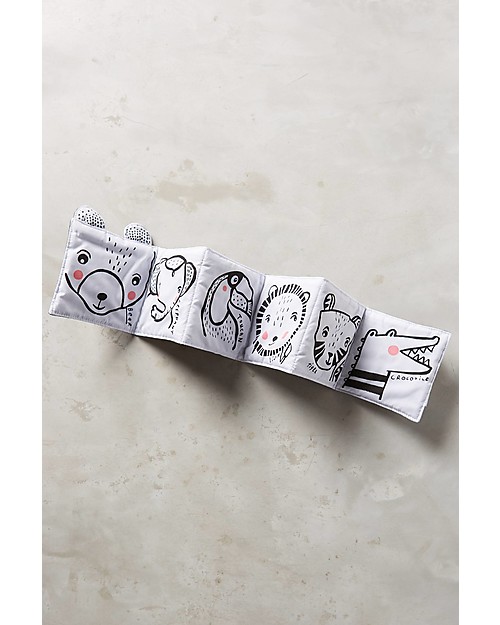 Wee Gallery Baby’s First Book, Friendly Faces in the Wild - Soft fabric book for young children Books