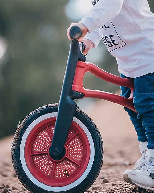 Wishbone Design Studio Wishbone Bike Re2 Red Grows with your child from 18 months to 6 years old Recycled and recycable unisex bambini