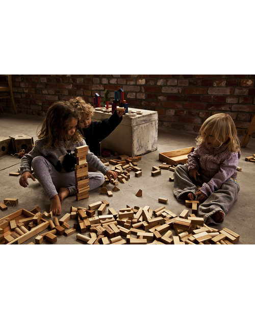 Wooden Story Natural Wood Building Blocks - 30 pieces (stimulate creativity and imagination!) Wooden Blocks and Construction Sets